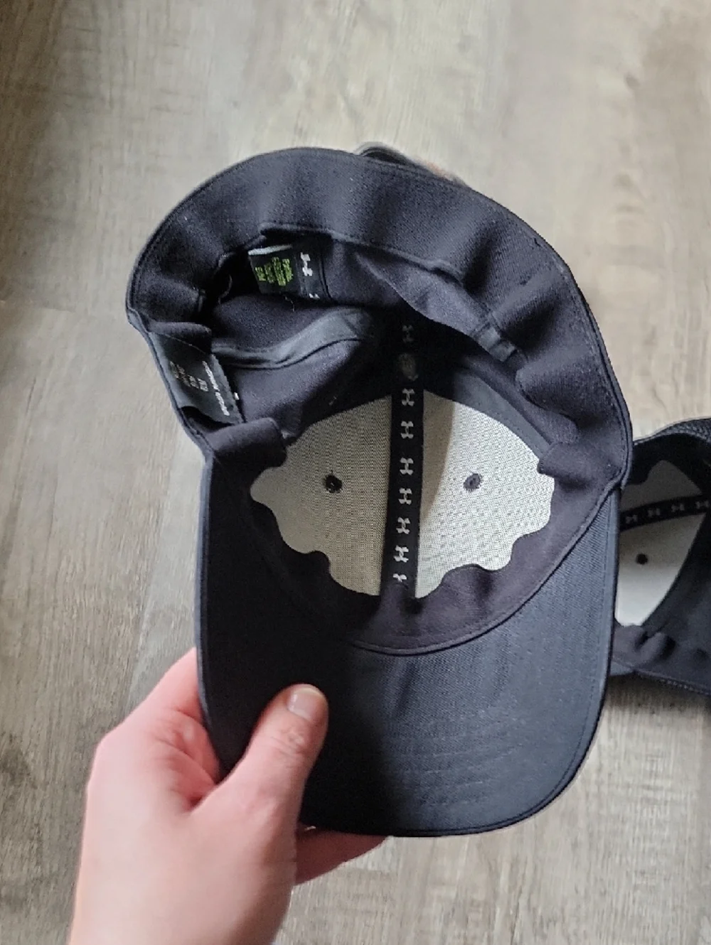 Under Armour S/M Kids Caps Trio